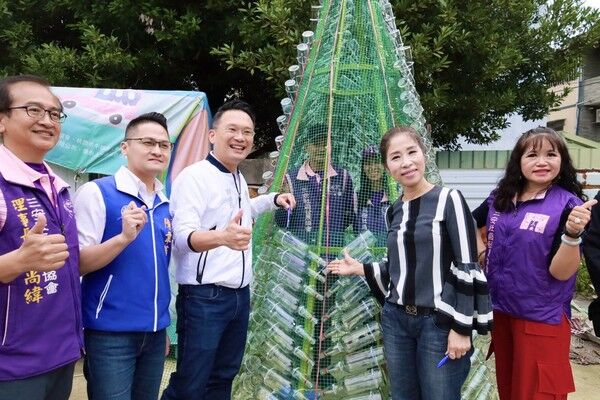 ▲平鎮三安社區賀耶誕