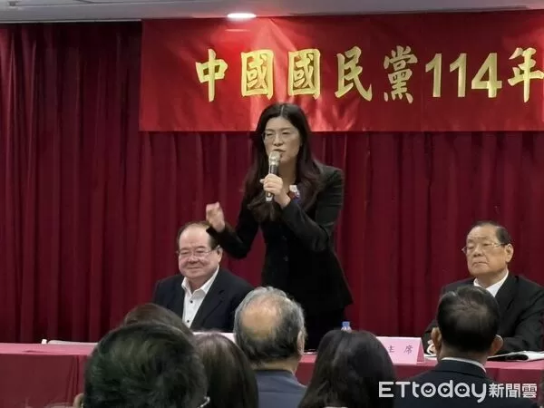 ▲▼鄭麗文出席中國國民黨114年度中央評議委員會議。（圖／記者鄭佩玟攝）