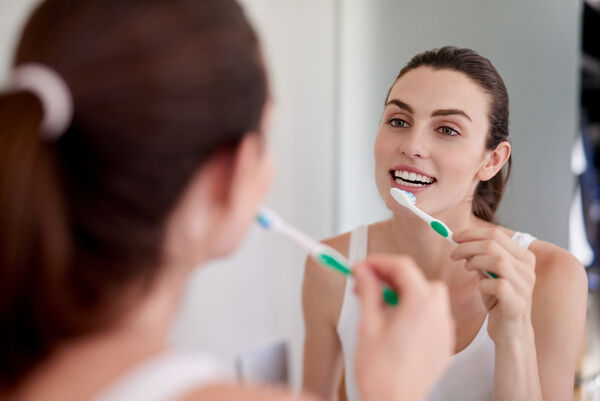 ▲▼刷牙,牙刷,牙膏,漱洗,梳洗,盥洗,口腔,牙醫。（圖／VCG）