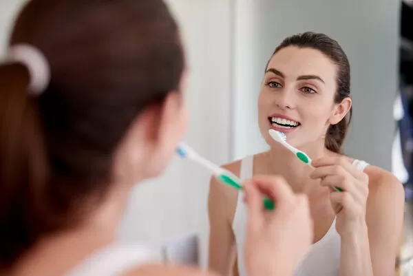 ▲▼刷牙,牙刷,牙膏,漱洗,梳洗,盥洗,口腔,牙醫。（圖／VCG）