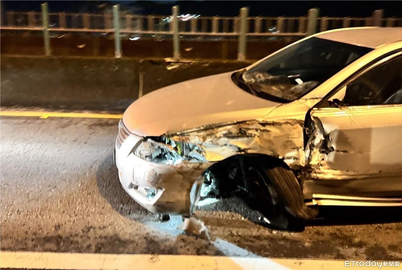 台62線轎車逆向撞大貨車！駕駛棄車開溜被逮　酒測值0.98