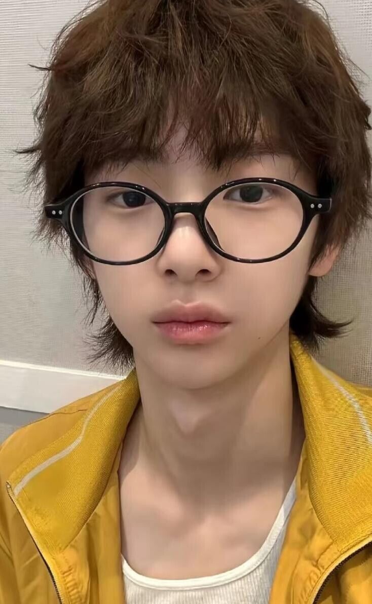 好入手的Cortis同款：趙雨凡、主訓「平價版Gentle Monster」眼鏡必須跟上！