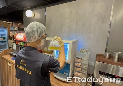 吃到飽稽查「漢來海港、饗麻饗辣」上榜　飲料驗出腸桿菌超標