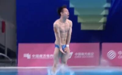 0分！陸全運會跳水選手大失誤「垂直落水」　尷尬鞠躬致歉