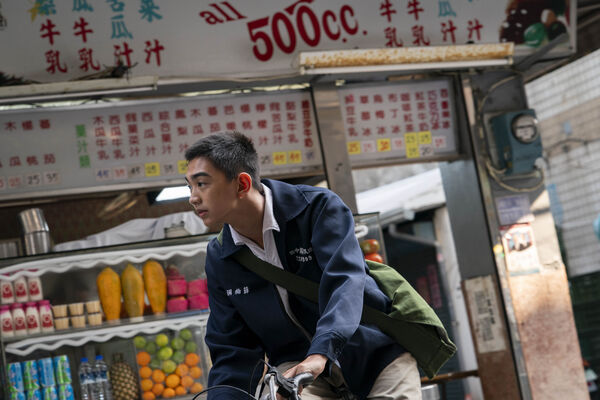 吳慷仁「16歲帥兒」背景超狂…竟是星三代！　成績太差遭老師體罰