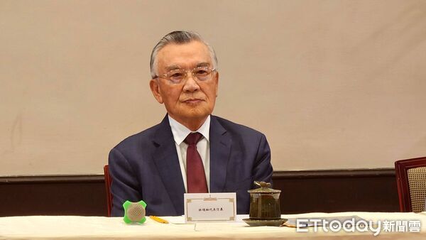 ▲▼APEC領袖代表林信義返國舉行記者會。（圖／記者呂佳賢攝）