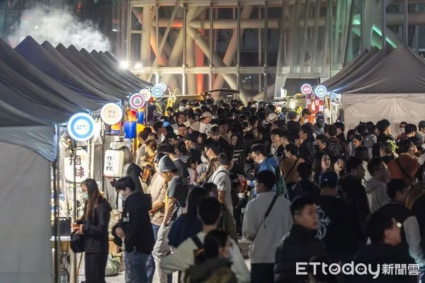 ▲▼高流下酒祭、聖誕趴。（圖／記者許宥孺翻攝）