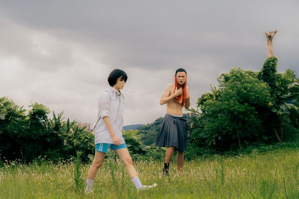 吳翰林脫掉上衣「下半身只穿裙子」被女閨蜜告白　親曝失戀經驗！