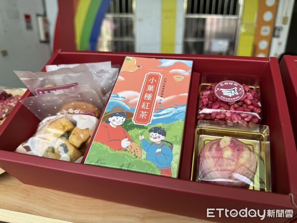 ▲名間鄉松嶺社區產業實體店面開幕，共創「名間好物」品牌，展現地方產業新亮點。（圖／南投縣政府提供）