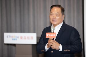 東森總裁王令麟曝「自然美」祕訣　笑稱「70歲比6年前更年輕」