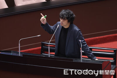 沈伯洋回應央視紅色通緝全球抓捕 「7分半的偽紀錄片充滿造謠」