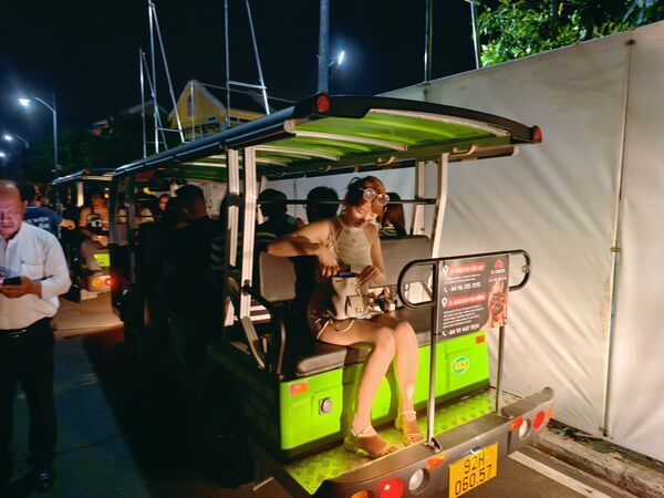 ▲▼會安印象秀。（圖／部落客混血珊莎的奇幻旅程授權提供）