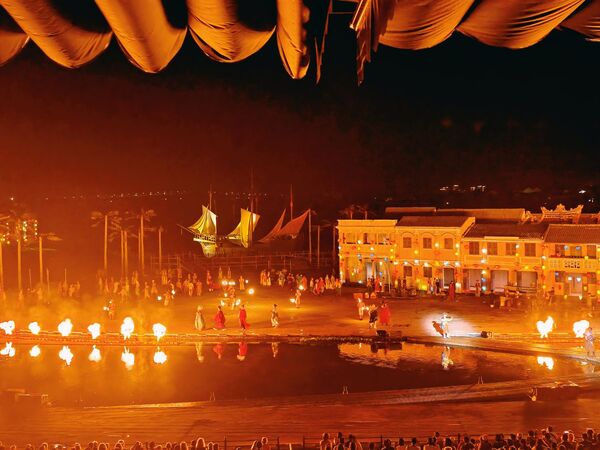 ▲▼會安印象秀。（圖／部落客混血珊莎的奇幻旅程授權提供）