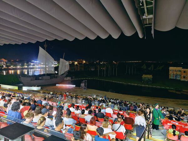 ▲▼會安印象秀。（圖／部落客混血珊莎的奇幻旅程授權提供）