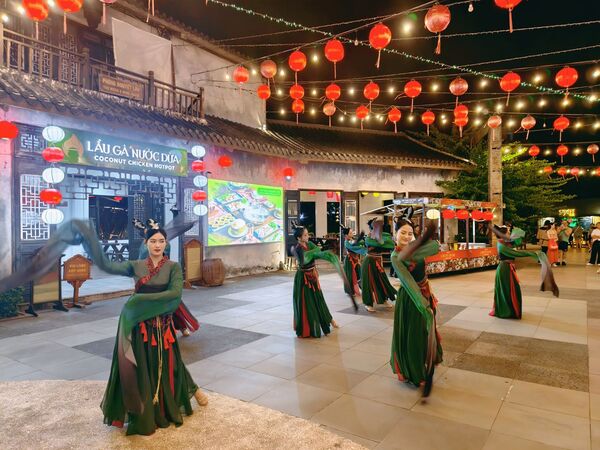 ▲▼會安印象秀。（圖／部落客混血珊莎的奇幻旅程授權提供）