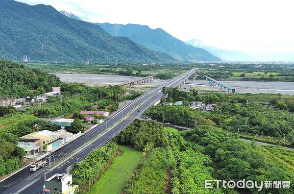 ▲▼台9線木瓜溪橋。（圖／公路局提供）