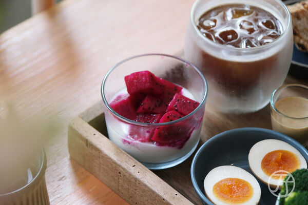 ▲▼慎重開華莊園民宿。（圖／部落客JJ.Hsu授權提供）