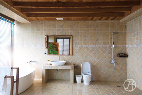 ▲▼慎重開華莊園民宿。（圖／部落客JJ.Hsu授權提供）