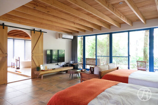 ▲▼慎重開華莊園民宿。（圖／部落客JJ.Hsu授權提供）