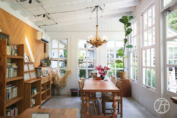 ▲▼慎重開華莊園民宿。（圖／部落客JJ.Hsu授權提供）