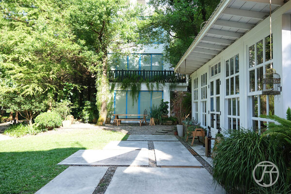 ▲▼慎重開華莊園民宿。（圖／部落客JJ.Hsu授權提供）