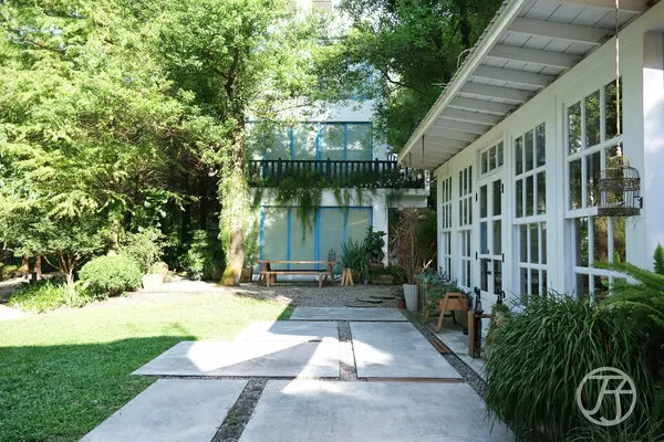 ▲▼慎重開華莊園民宿。（圖／部落客JJ.Hsu授權提供）