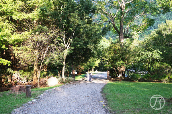 ▲▼慎重開華莊園民宿。（圖／部落客JJ.Hsu授權提供）