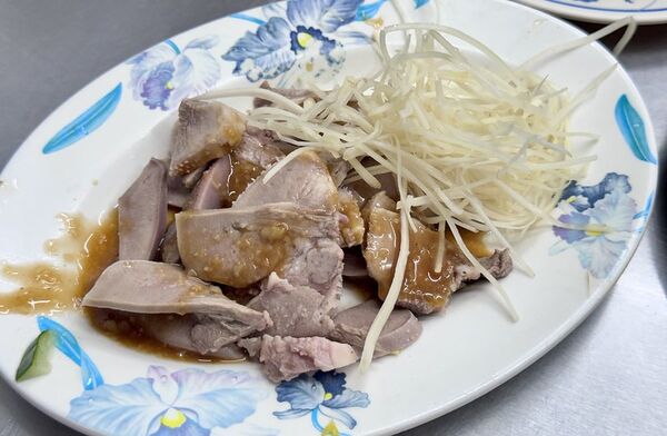 ▲▼炎獅切仔麵。（圖／部落客小虎食夢網授權提供）