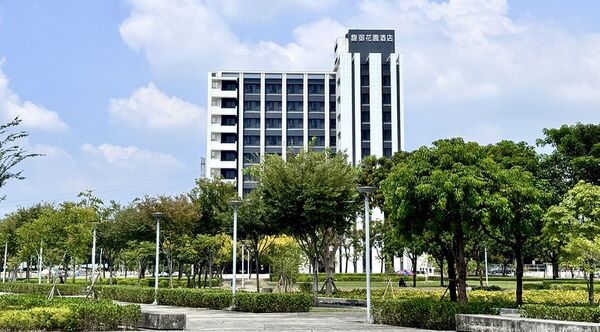 ▲▼炎獅切仔麵。（圖／部落客小虎食夢網授權提供）