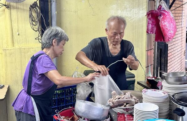 ▲▼坤山麵店。（圖／部落客小虎食夢網授權提供）