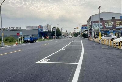 停車格怪怪的「畫到路中央」? 斗六市長親解:未來設行人道