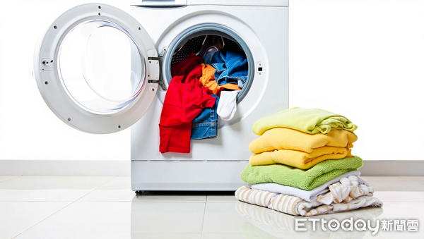 ▲▼洗衣機,衣物,機洗。（示意圖／Reve AI製圖）