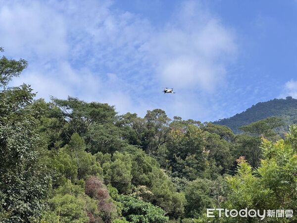 ▲里港警運用科技執行山域清查。（圖／記者陳崑福翻攝）