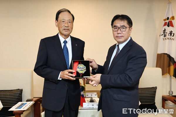 ▲日本鹿兒島商工會議所拜會台南市長黃偉哲，雙方就商業、觀光與城市外交進行交流。（記者林東良翻攝，下同）