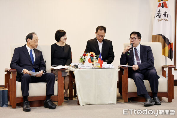 ▲日本鹿兒島商工會議所拜會台南市長黃偉哲，雙方就商業、觀光與城市外交進行交流。（記者林東良翻攝，下同）