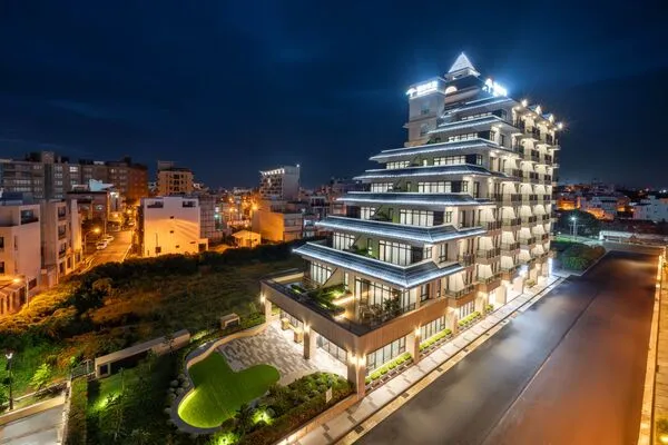 ▲台北士林萬麗酒店尊貴山景客房,福容大飯店為響應政府普發政策，推出各種加碼優惠專案。（圖／業者提供）