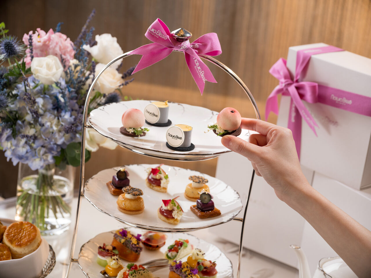 Natura Biss&eacute;,台北文華東方酒店,The Spa,Beautyblender,BLAH BLAH BAR,美妝,聯名,跨界,下午茶,。（圖／品牌提供）
