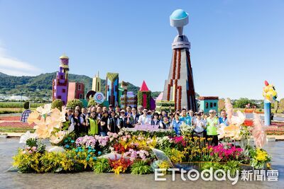 台中花毯節可愛爆表!飛天小女警領軍 泡泡水霧打造奇幻打卡點