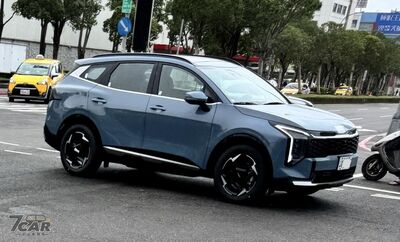 KIA「小改款Sportage」輕偽裝車台灣捕獲!全新造型預計年底發表
