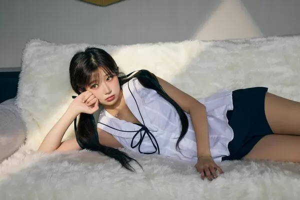 ▲▼啦啦隊女神李珠珢首本影像紀實《FIGHT FOR ALL 李珠珢的主場日記》。（圖／尖端出版提供）