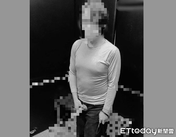 ▲台中一名44歲大叔多次於街道上穿著女裝、戴假陽具裸露下體自拍，遭法院判處拘役50日。（圖／記者白珈陽翻攝）