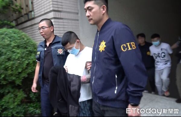▲刑事局偵三大隊破獲跨國運毒集團，逮捕竹聯幫天龍堂成員蘇男及潘姓越南運毒手。（圖／記者張君豪翻攝）