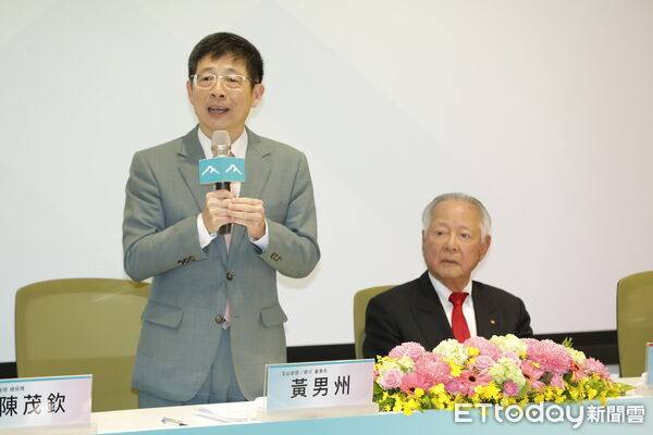 ▲左起玉山金控董事長黃男州、三山人壽董事長翁肇喜。（圖／記者湯興漢攝）