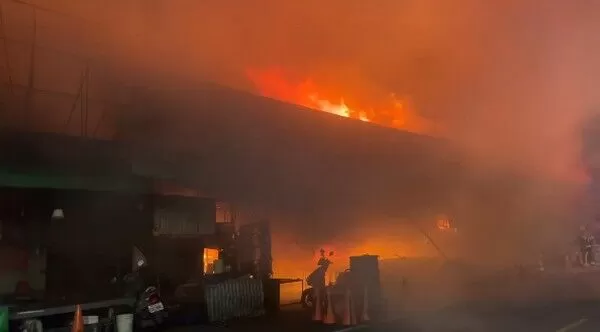 ▲桃園最大市場南門市場大火