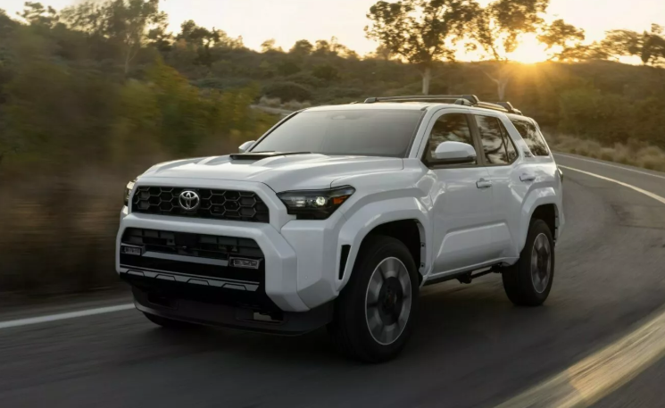 ▲新年式TOYOTA 4Runner北美開賣！不過外型配備都不變。（圖／翻攝自TOYOTA）