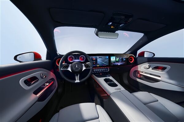 ▲大陸正式開賣賓士CLA電動車，而且還是大空間長軸版。（圖／翻攝自賓士）