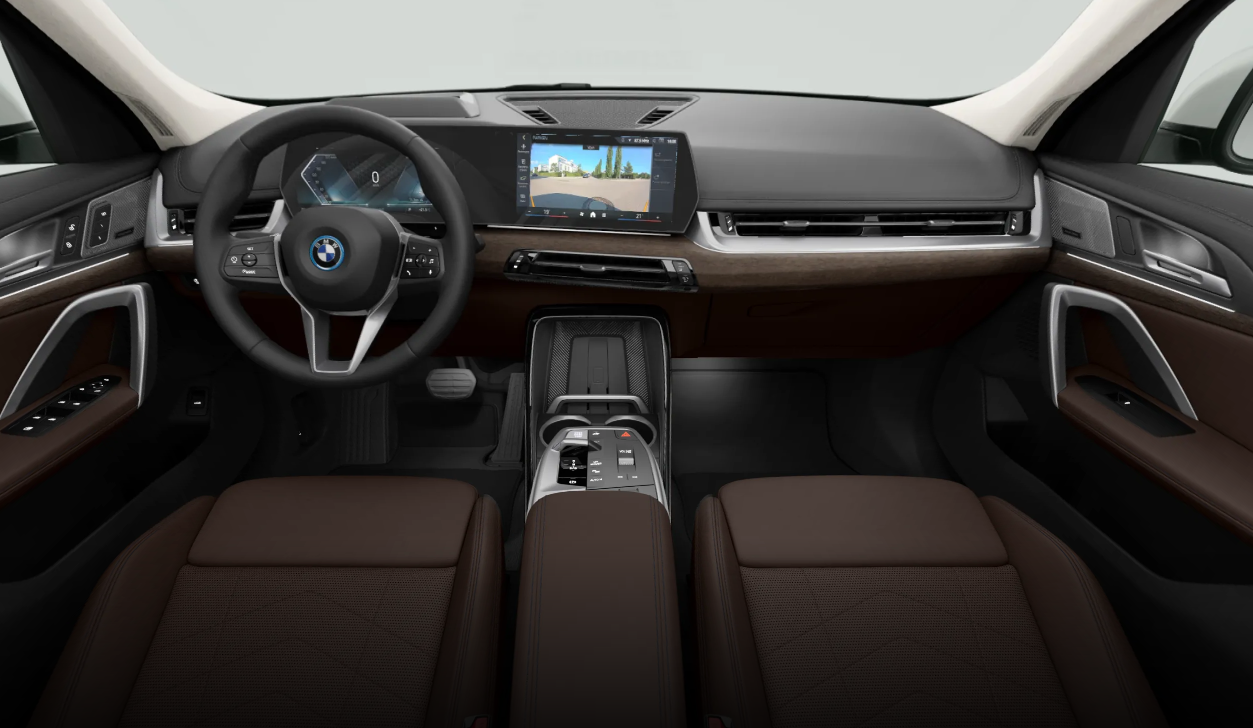 ▲因政府加徵電池處理費，台灣BMW電車、48V輕油電開始醞釀漲價。（圖／翻攝自BMW）