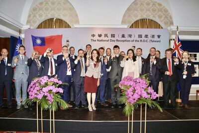 紐議員參加台灣雙十酒會遭訓斥　陸使館再嗆：嚴重違反一中承諾