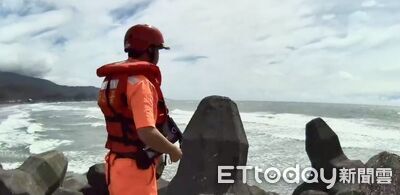 快訊/台北港捕蟹船翻覆!失聯3人找到了 漁網纏繞已無生命跡象