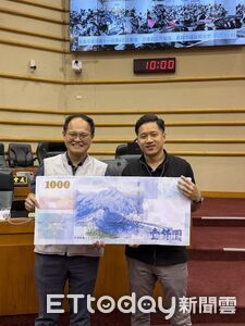 議員郭定緯籲嘉義市府升級育兒補助 推童萌卡減輕壓力